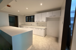 A newly renovated 2-storey house for LEASE in Bel-Air Village